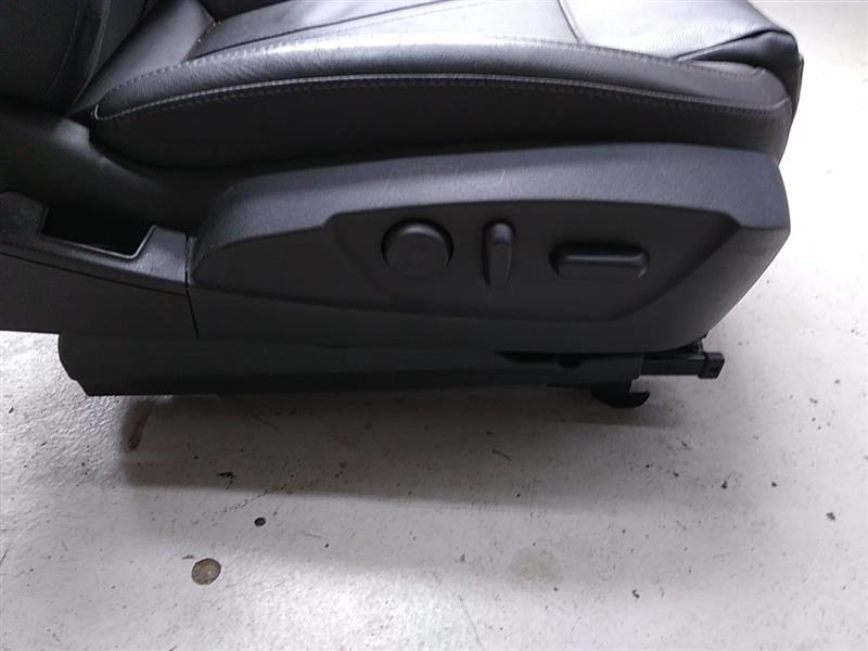 Saab 9-5 Front Right Seat