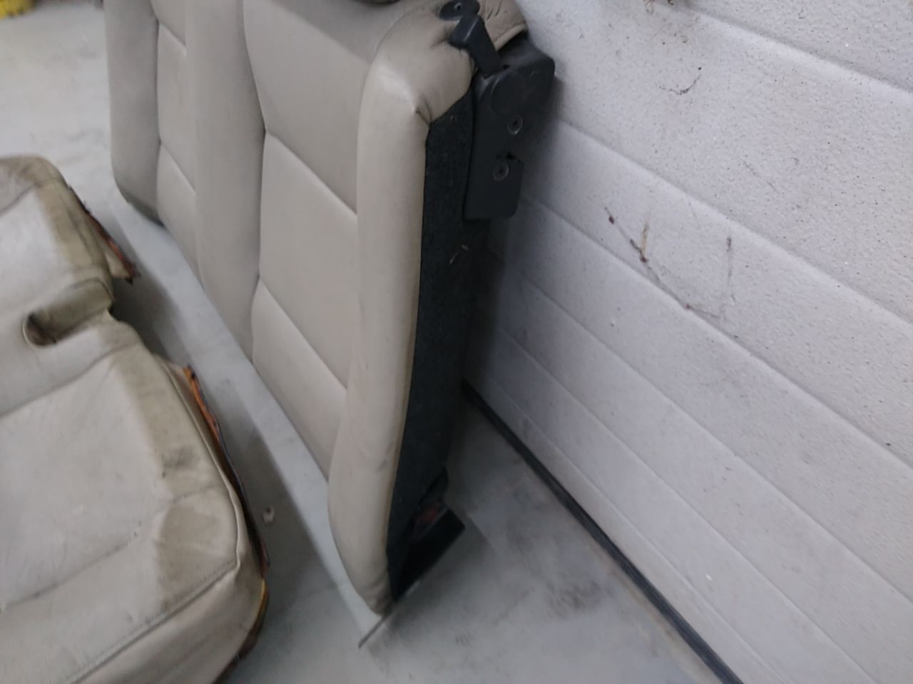 Saab 900 Rear Seat Set