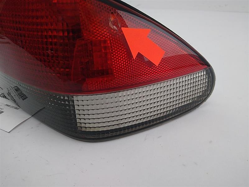 Saab 900 Right Tail Light