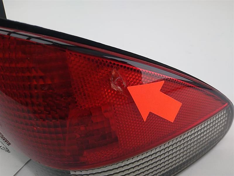 Saab 900 Right Tail Light