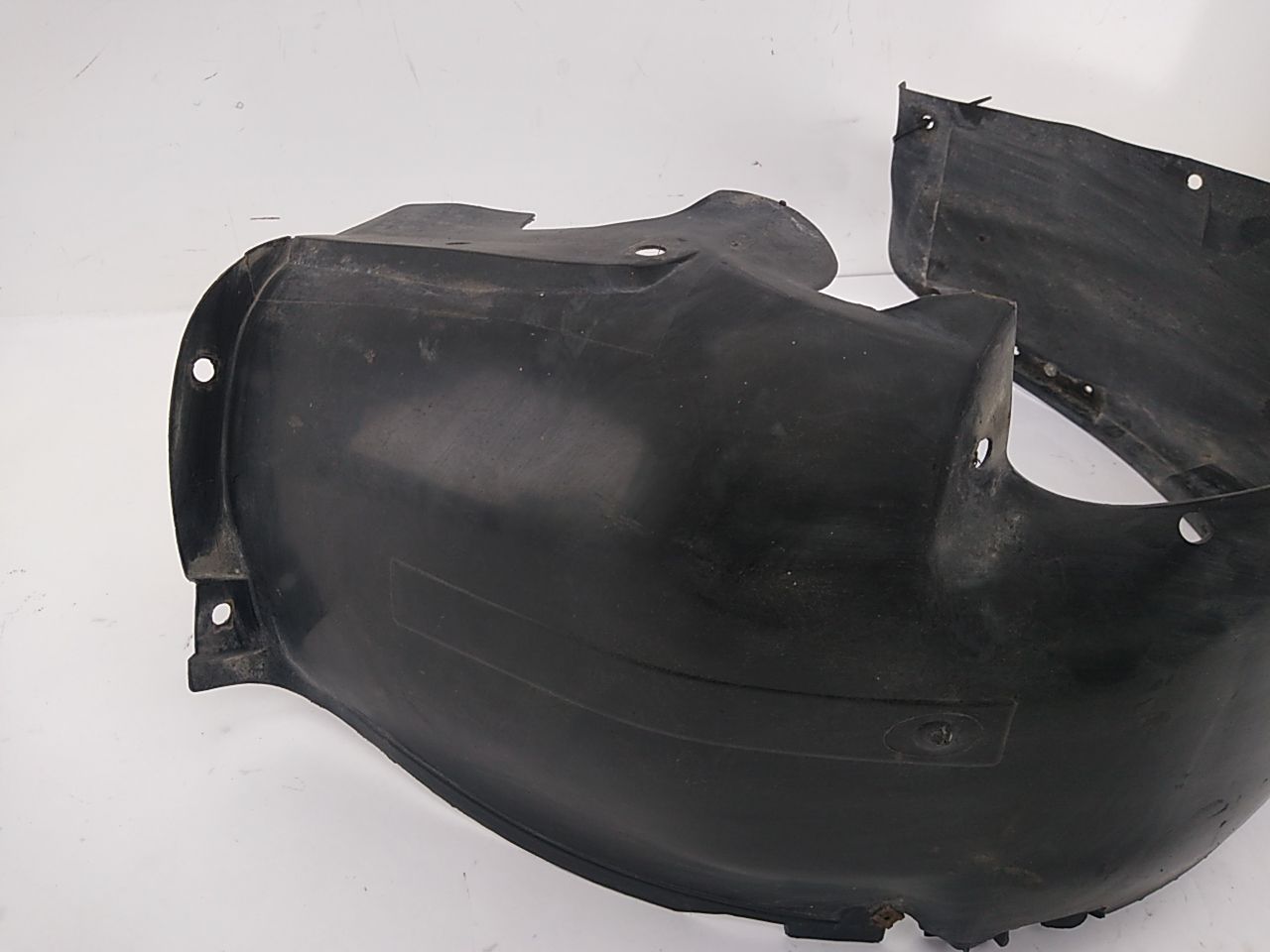 Saab 900 Front Left Fender Liner