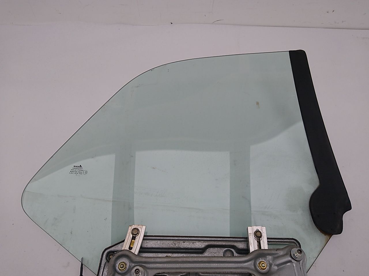 Saab 900 Rear Left Quarter Glass