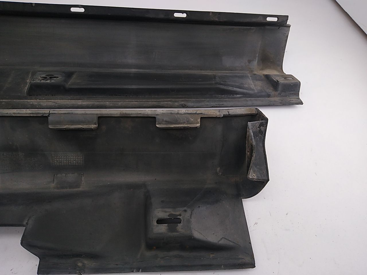 Saab 900 Pair Of Rear Right Sill Protection