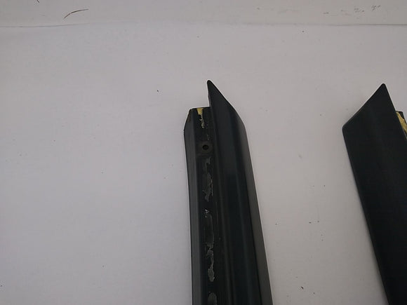 Land Rover Range Rover Pair Of Exteriror A Pillars