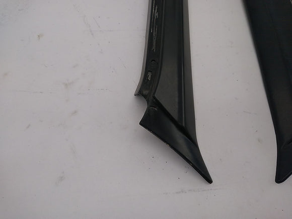 Land Rover Range Rover Pair Of Exteriror A Pillars