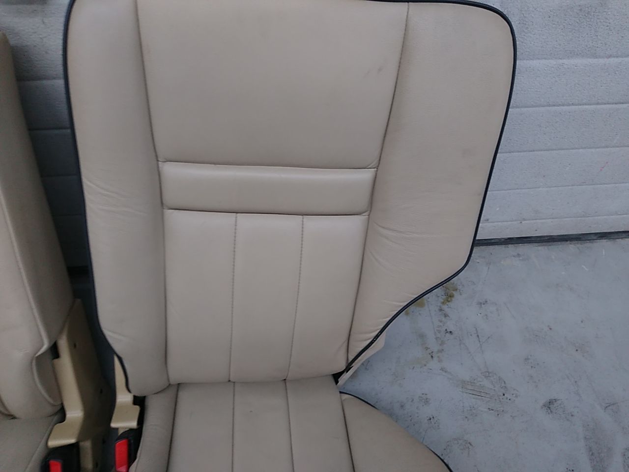 Land Rover Range Rover Rear Seat Set