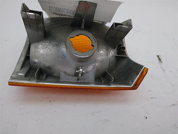 Land Rover Range Rover Front Right Side Marker