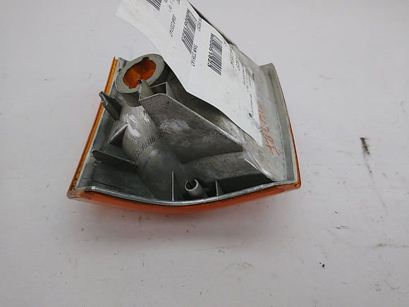 Land Rover Range Rover Front Right Side Marker