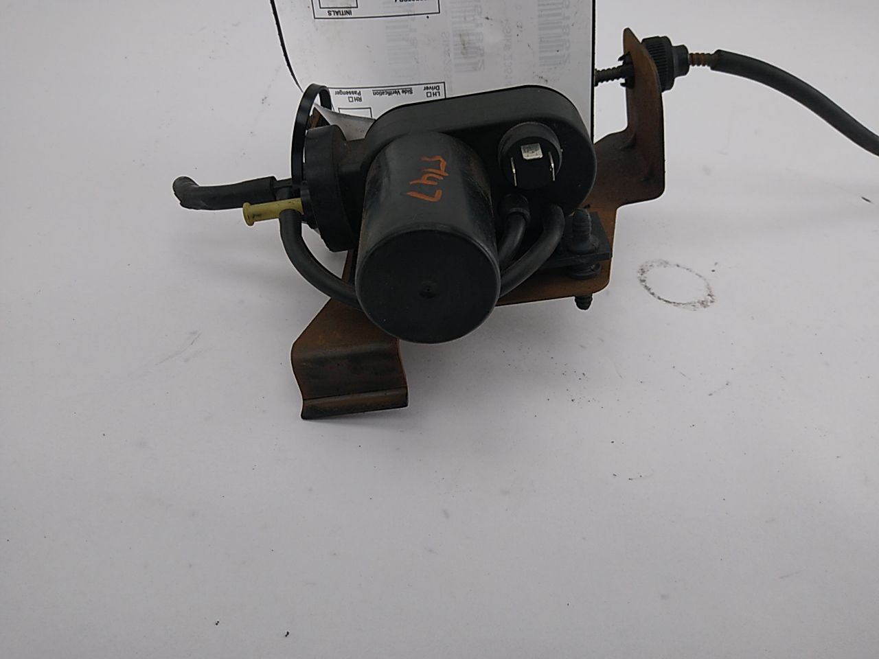 Land Rover Range Rover Vacuum Pump