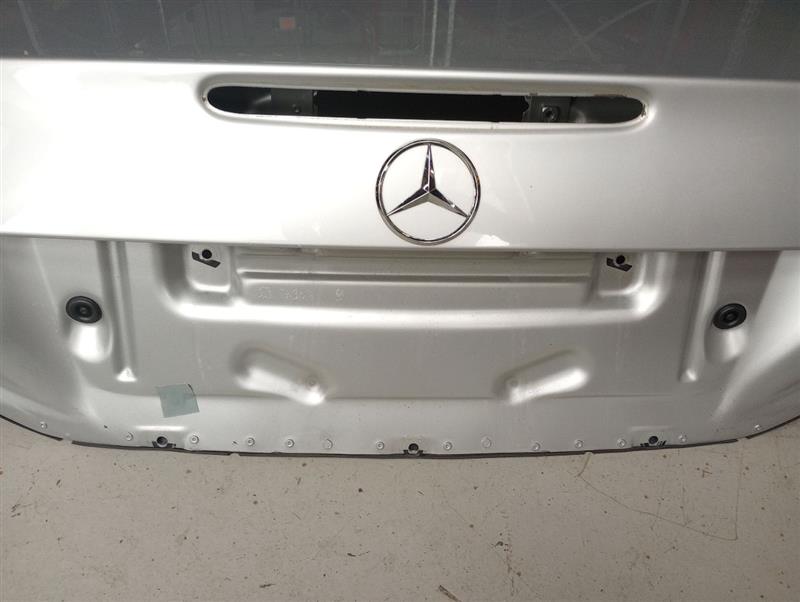 Mercedes SL550 Decklid