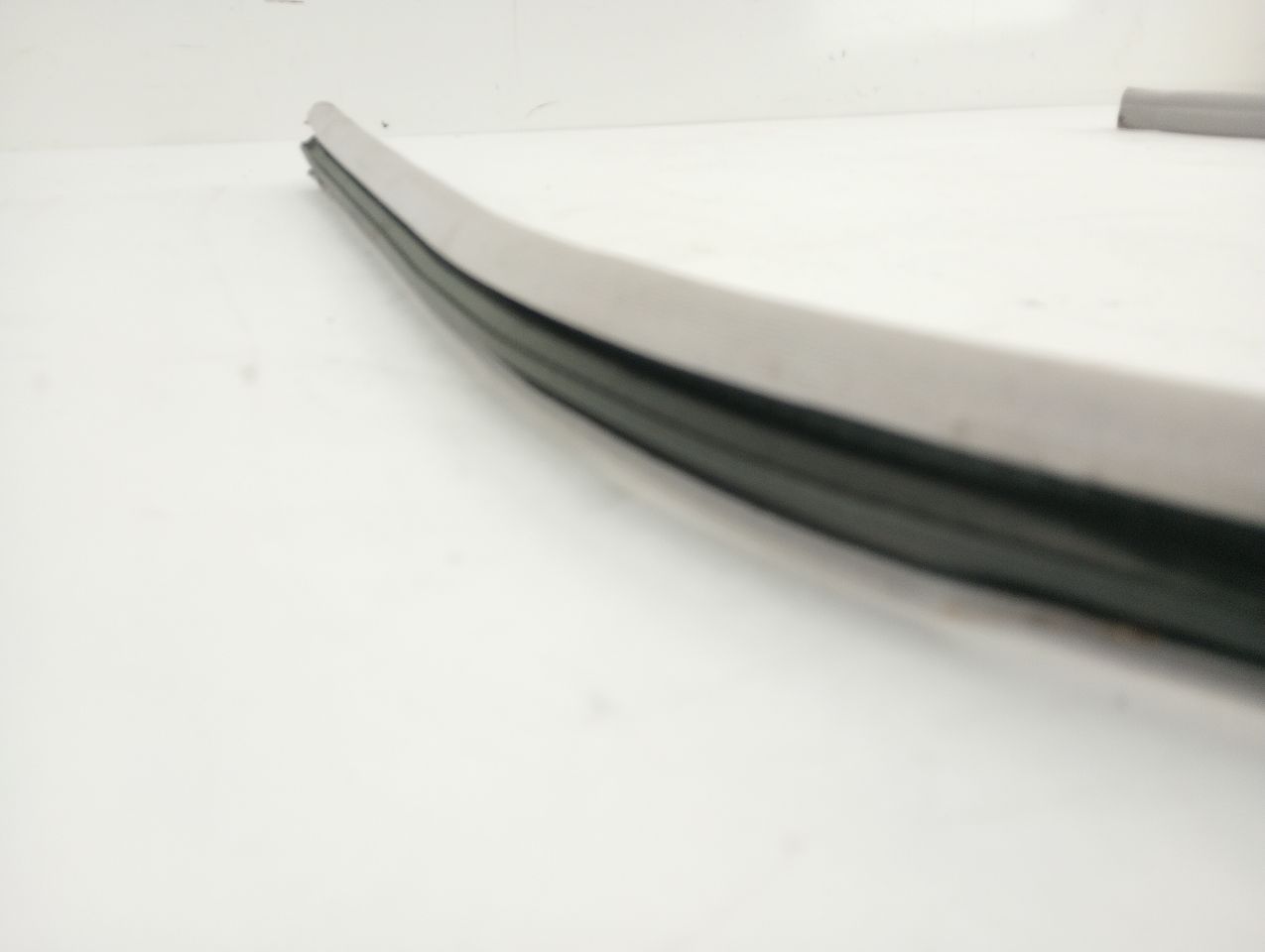 Mercedes SL550 Front Right Door Sill Moulding