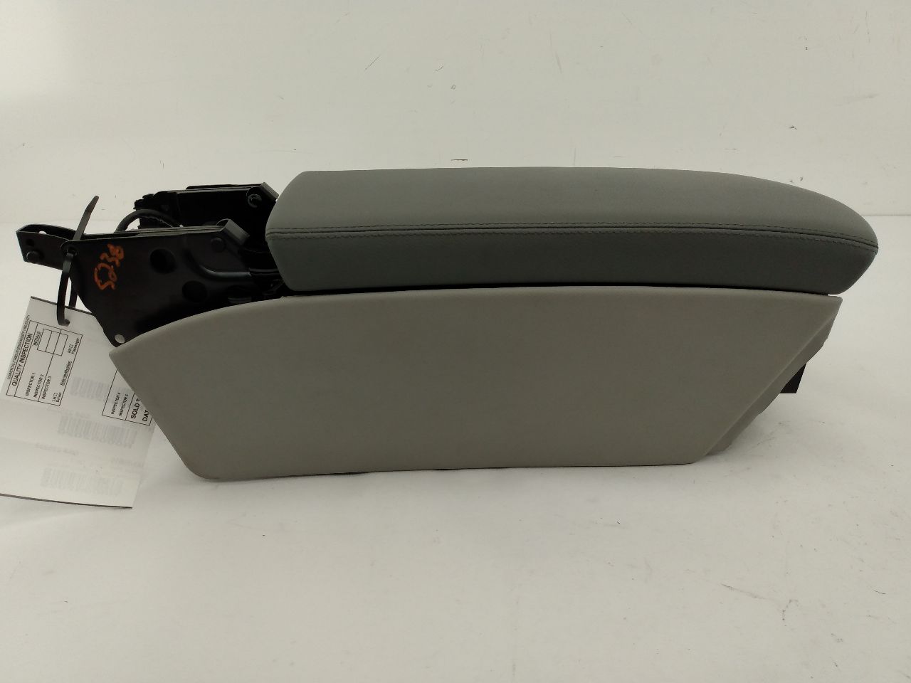 Mercedes SL550 Front Center Console