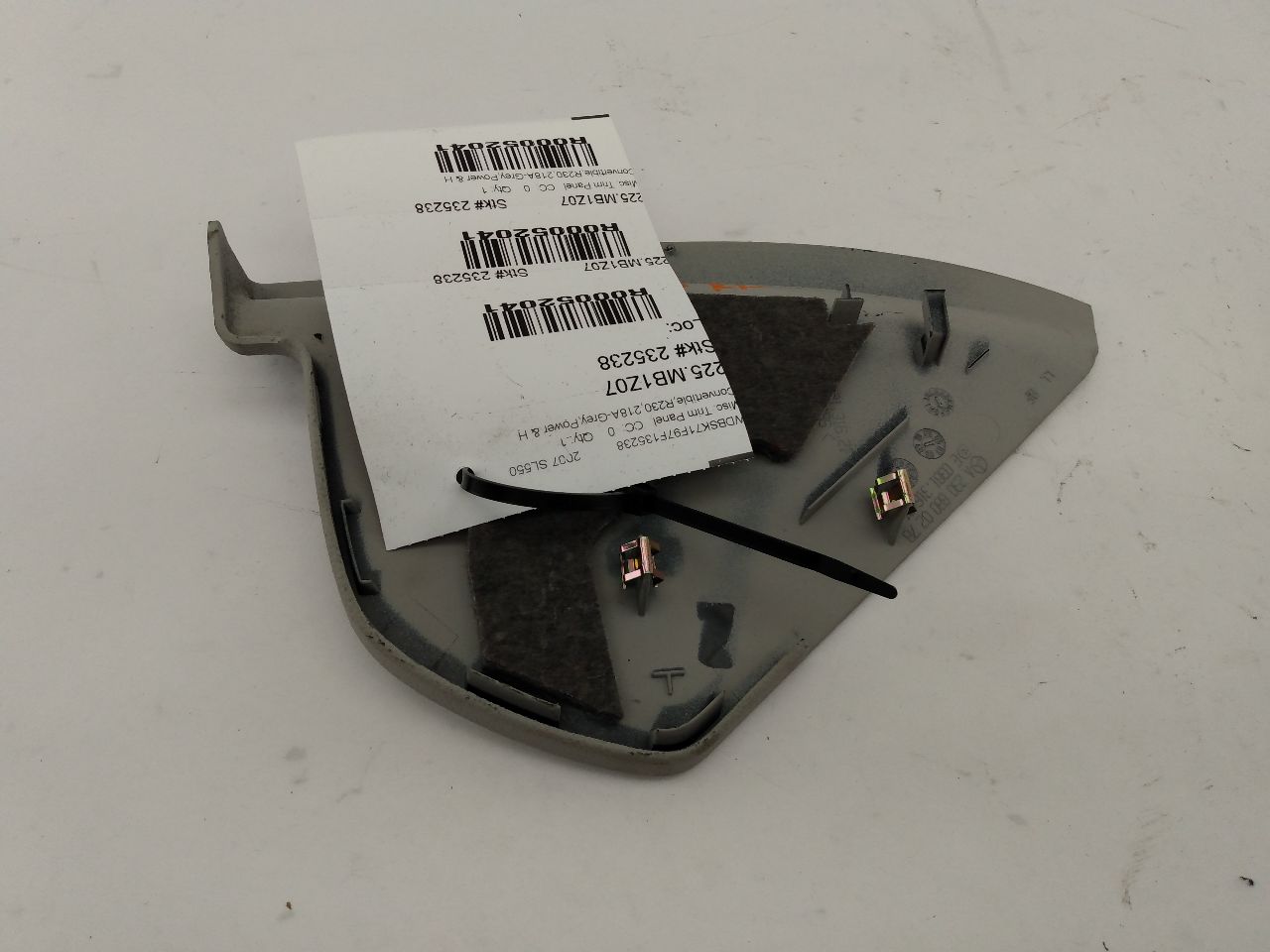 Mercedes SL550 Front Right Dash End Cover Trim