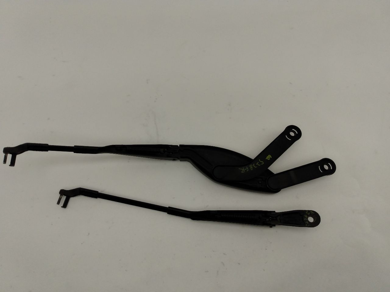 Mercedes SL550 Pair Of Wiper Arms