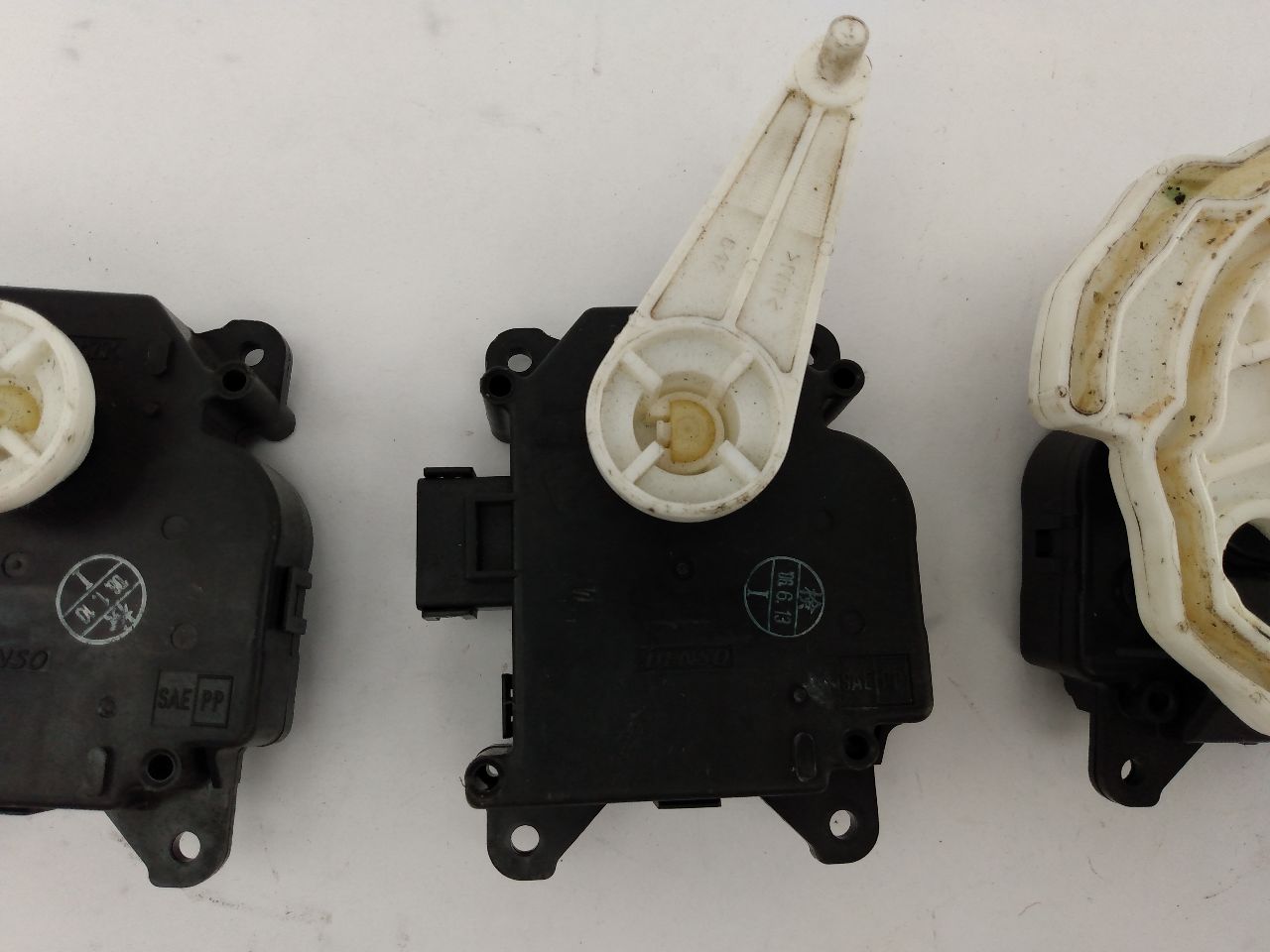 Jaguar XJ8 Heater Flap Actuator Motor Set