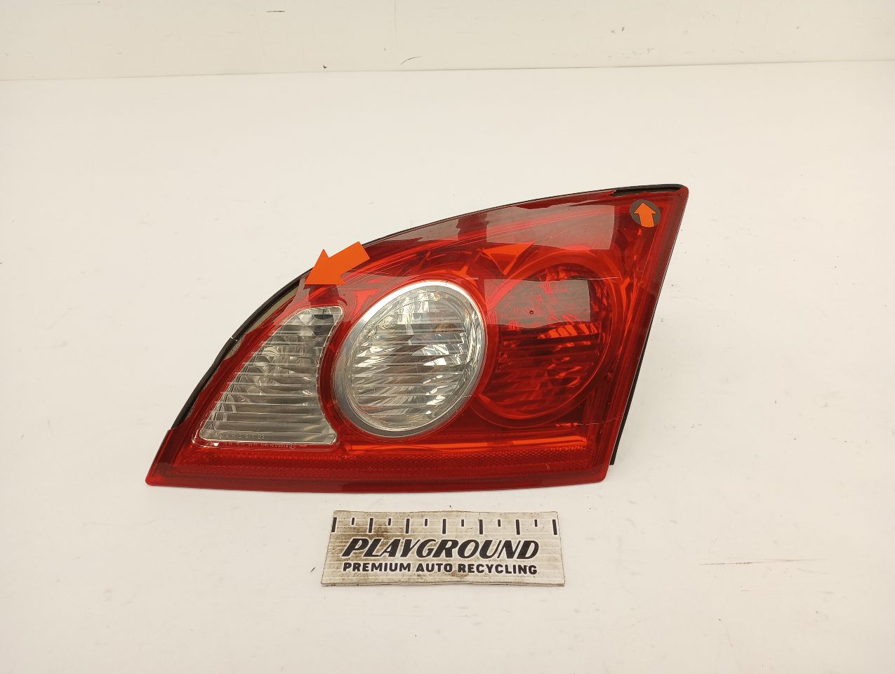 Chrysler Crossfire Rear Right Tail Light