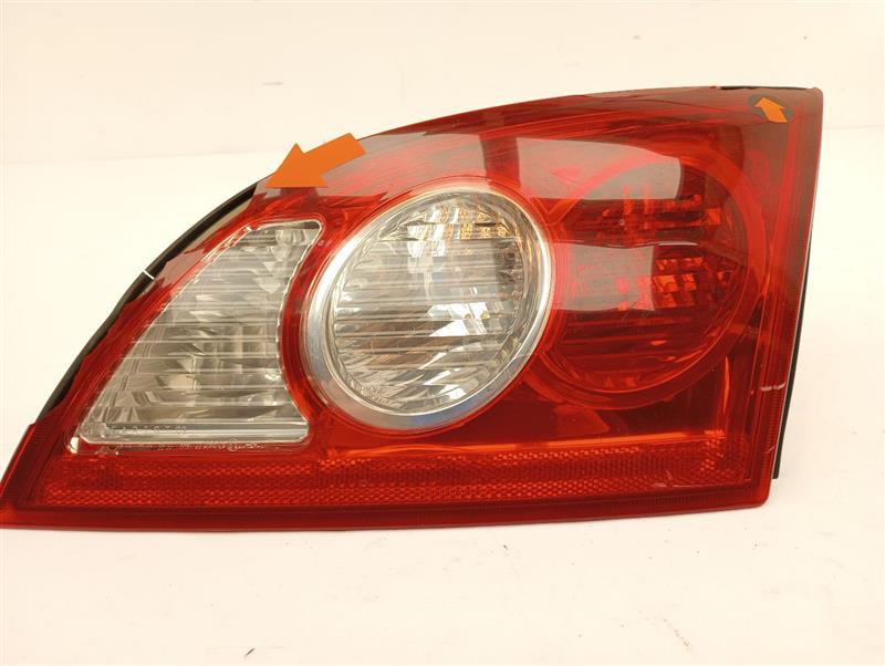 Chrysler Crossfire Rear Right Tail Light