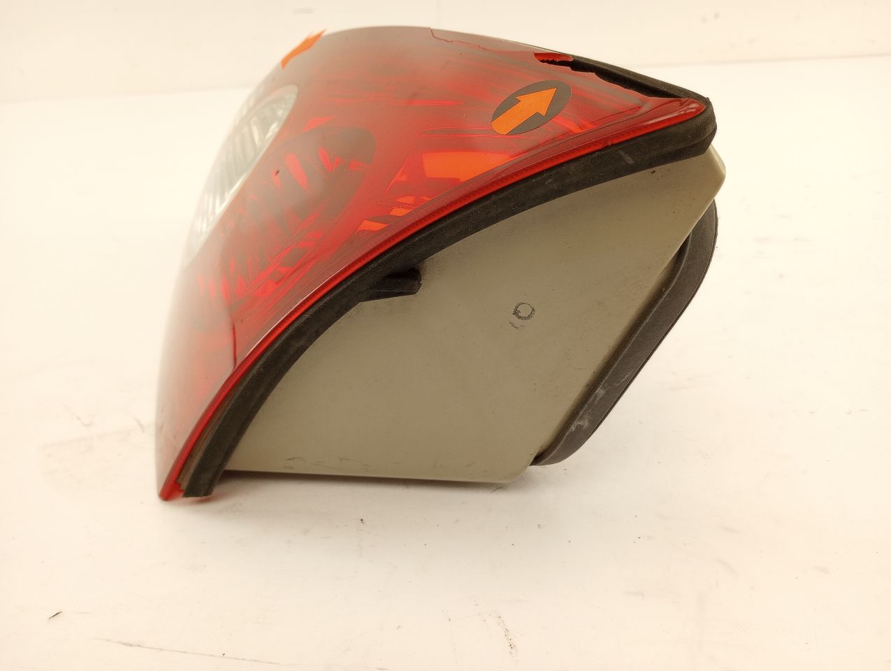 Chrysler Crossfire Rear Right Tail Light