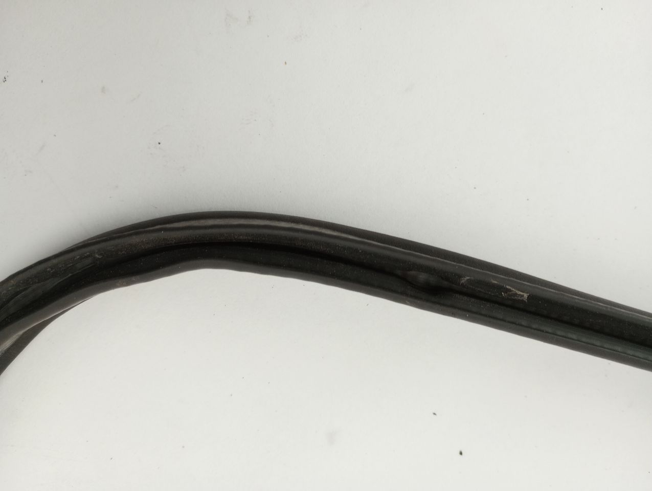 Mercedes SL500 Front Windshield Seal