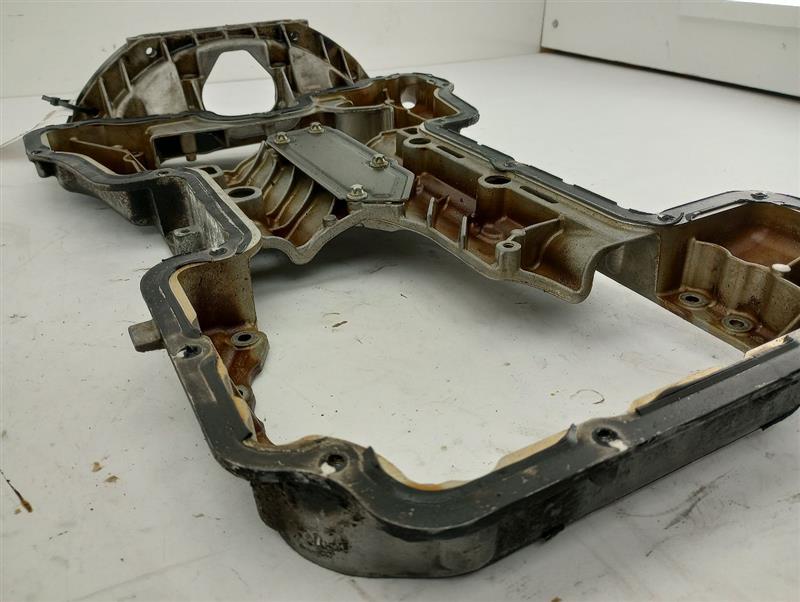 Mercedes SL500 Upper Engine Oil Pan