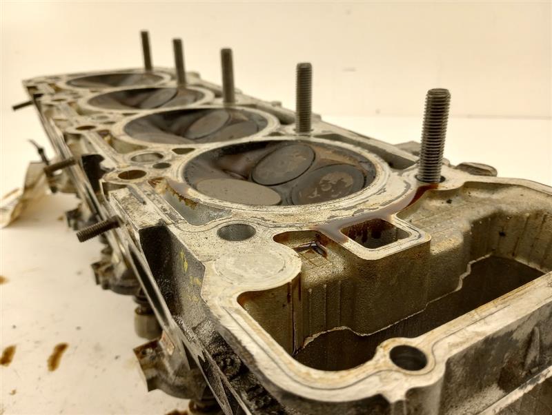 Mercedes SL500 Left Cylinder Head