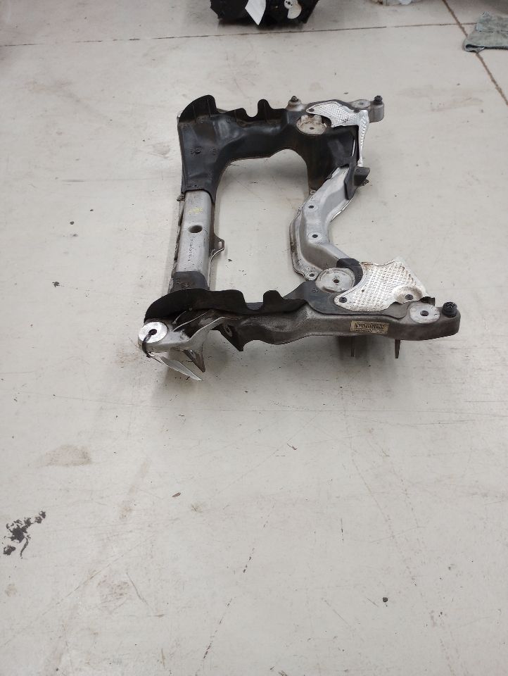 Mercedes SL500 Front Subframe