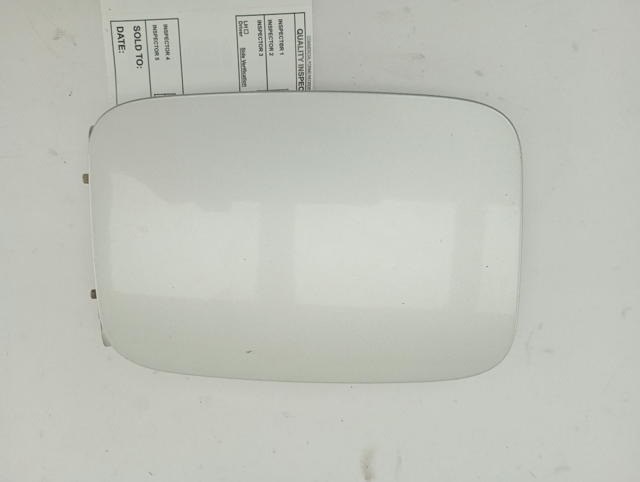 Volvo V50 Fuel Filler Door - 0