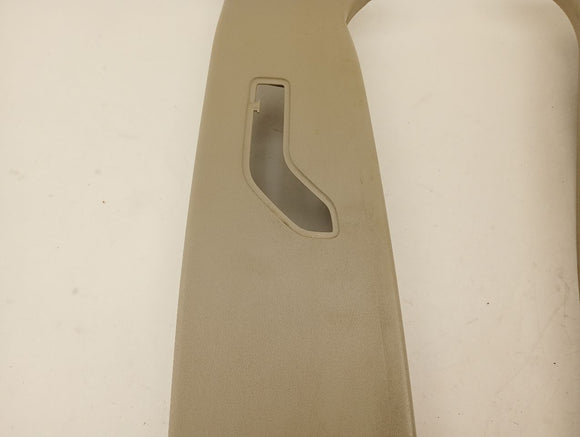 Volvo V50 Pair Of Upper Center Pillars