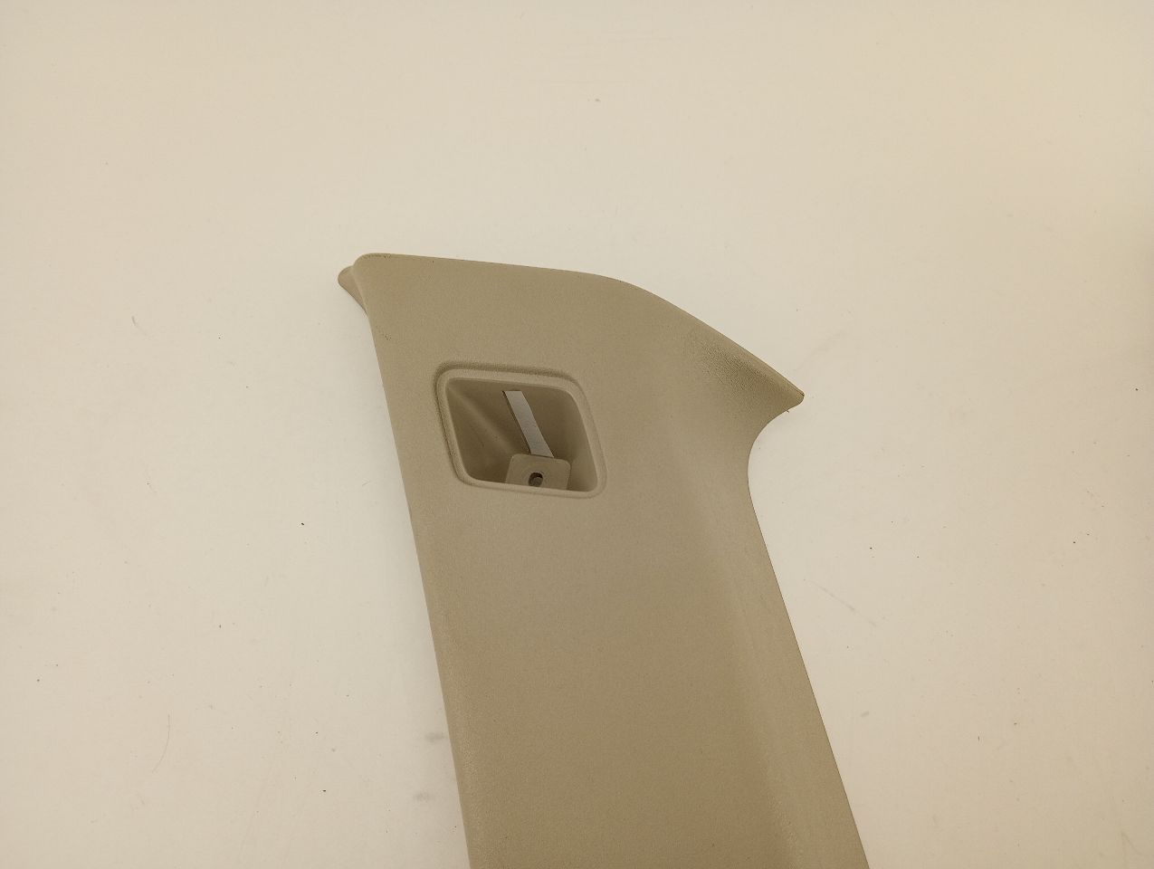 Volvo V50 Pair Of Lower C Pillar Trim - 0