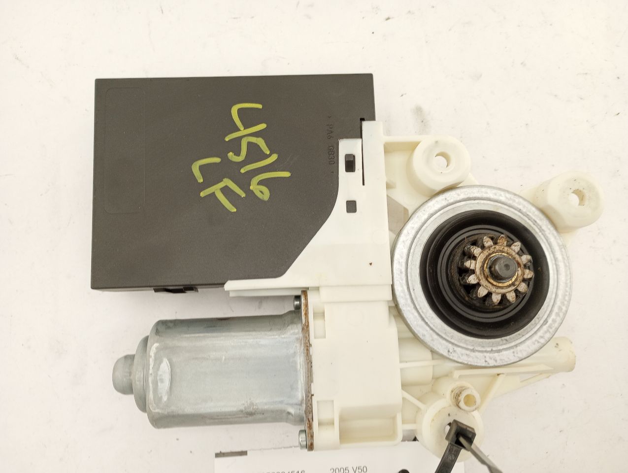 Volvo V50 Front Left Door Window Motor - 0