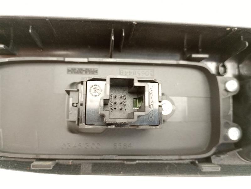 Volvo V50 Front Right Door Window Switch