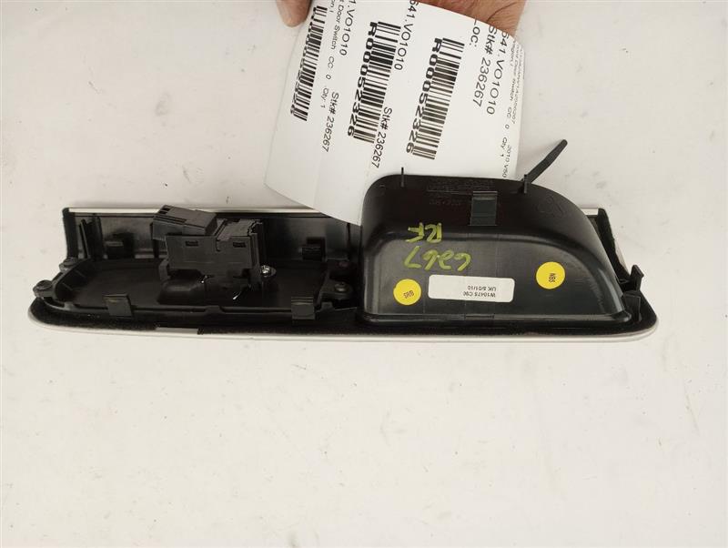 Volvo V50 Front Right Door Window Switch