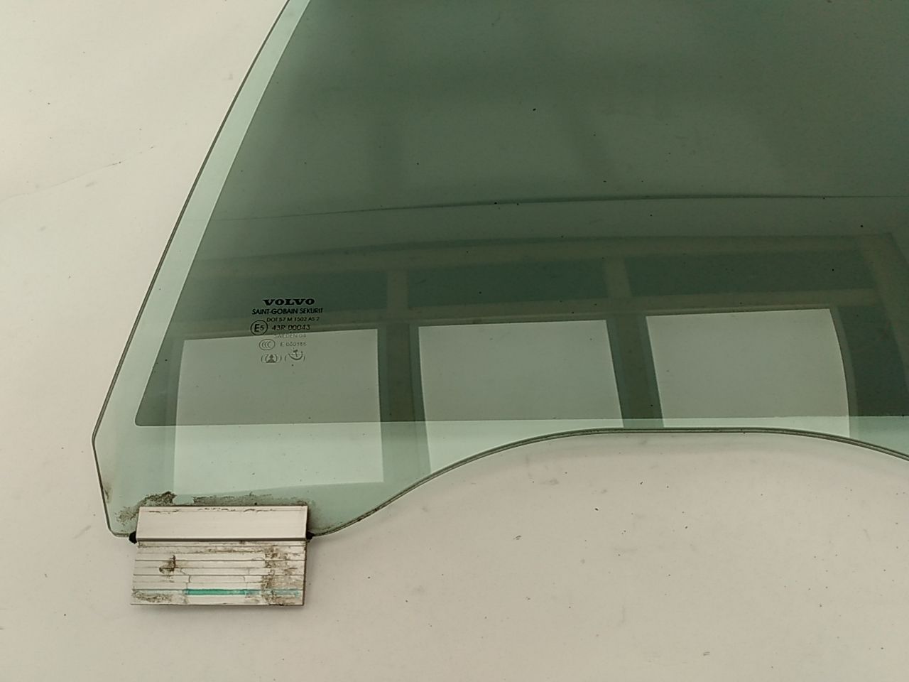 Volvo V50 Rear Left Door Glass - 0