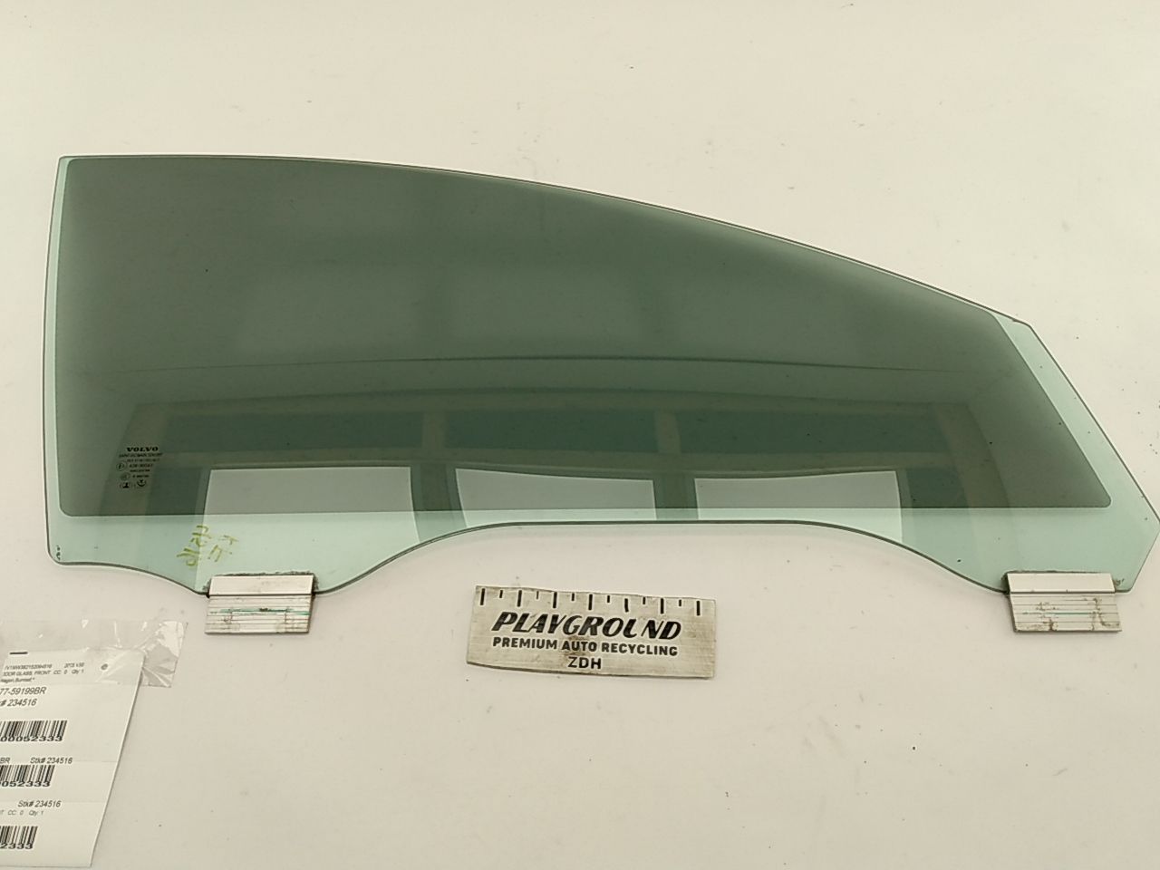 Volvo V50 Front Right Door Glass