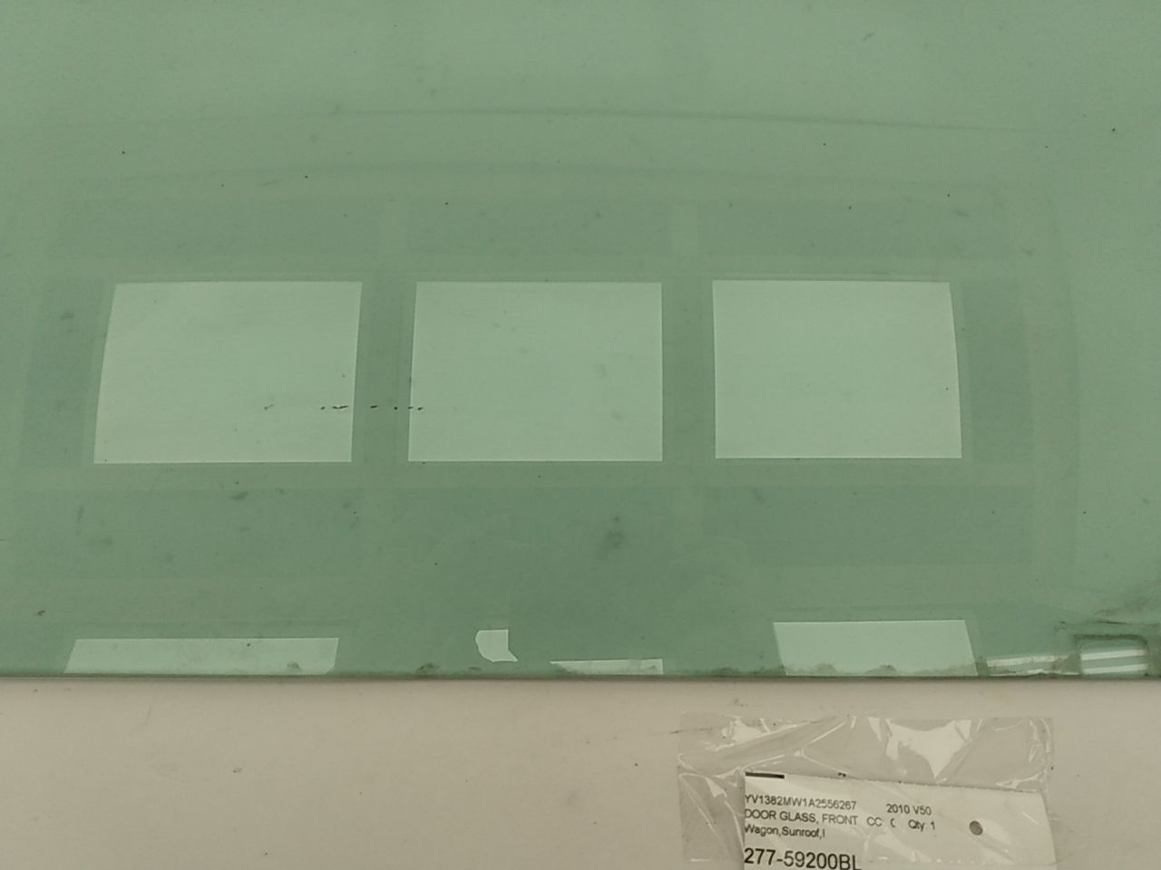 Volvo V50 Front Left Door Glass