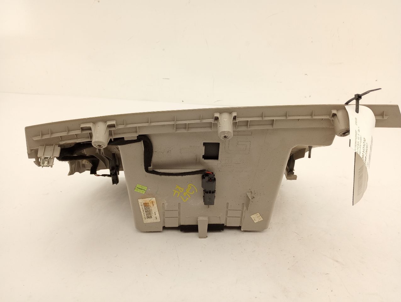 Volvo V50 Glove Box