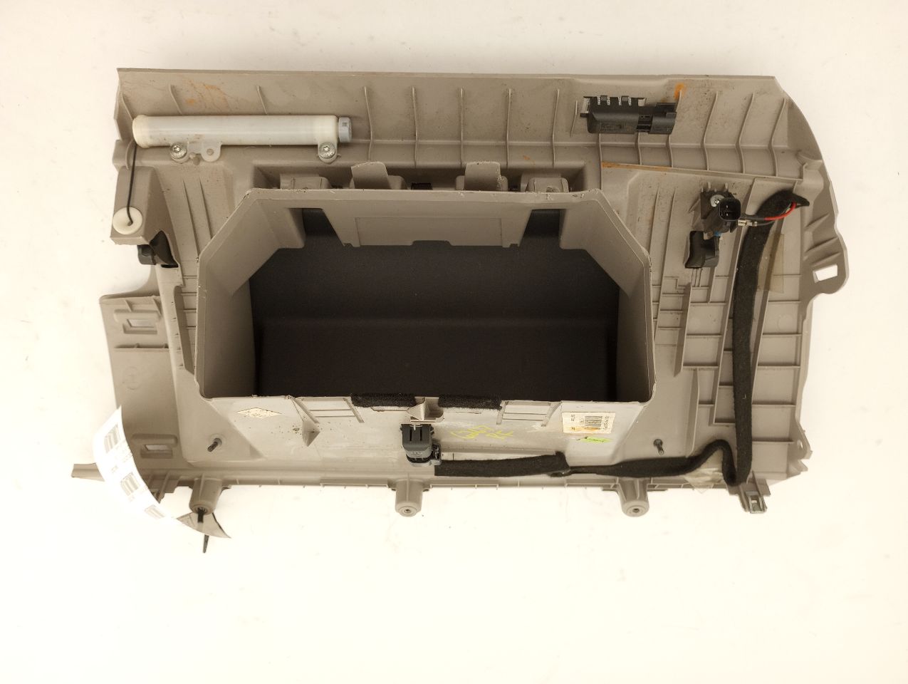 Volvo V50 Glove Box