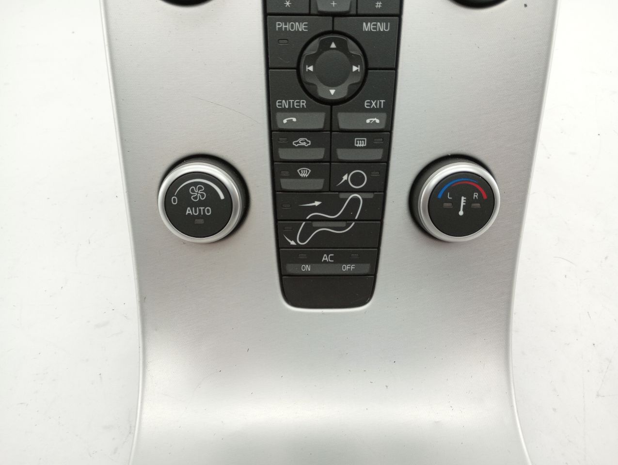 Volvo V50 Climate Control And Volume Control Trim