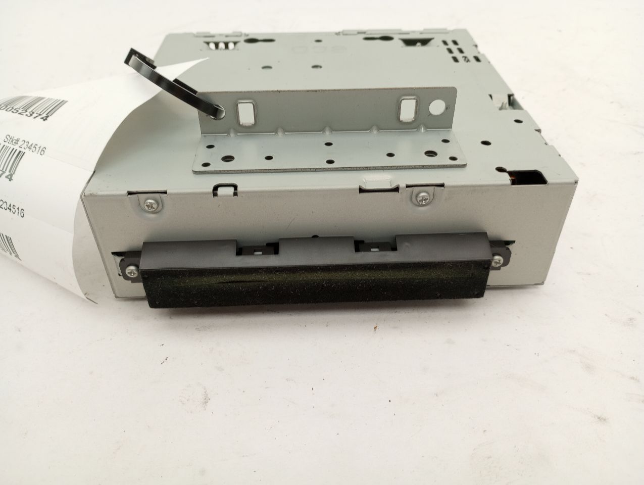 Volvo V50 6 Disc CD Changer - 0