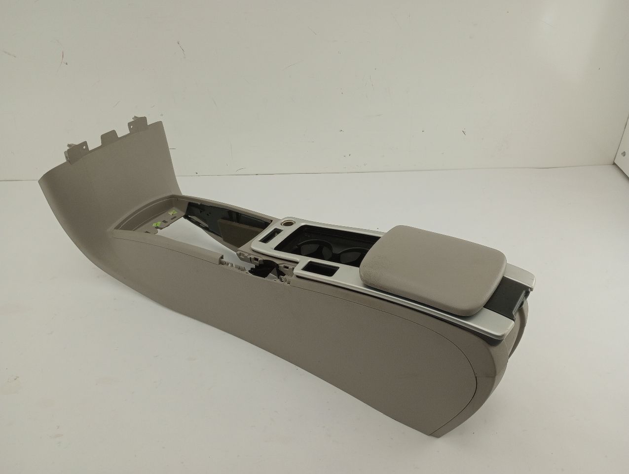 Volvo V50 Front Center Console