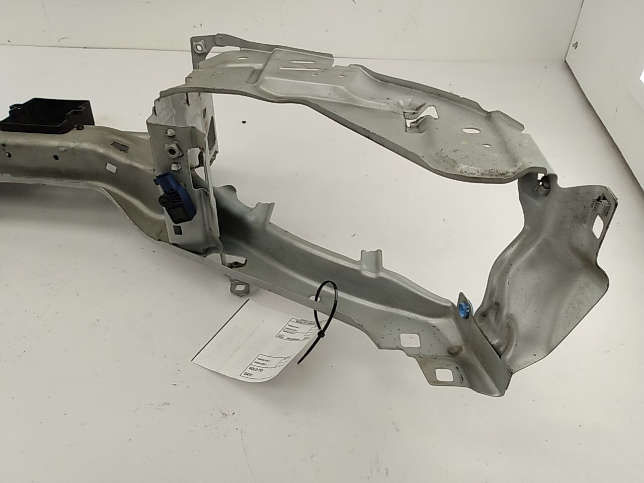 Volvo V50 Front Upper Radiator Support