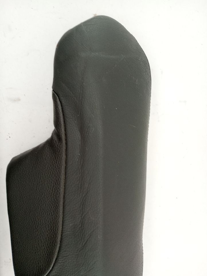 Volvo V50 Pair Of Rear Seat Side Pads - 0