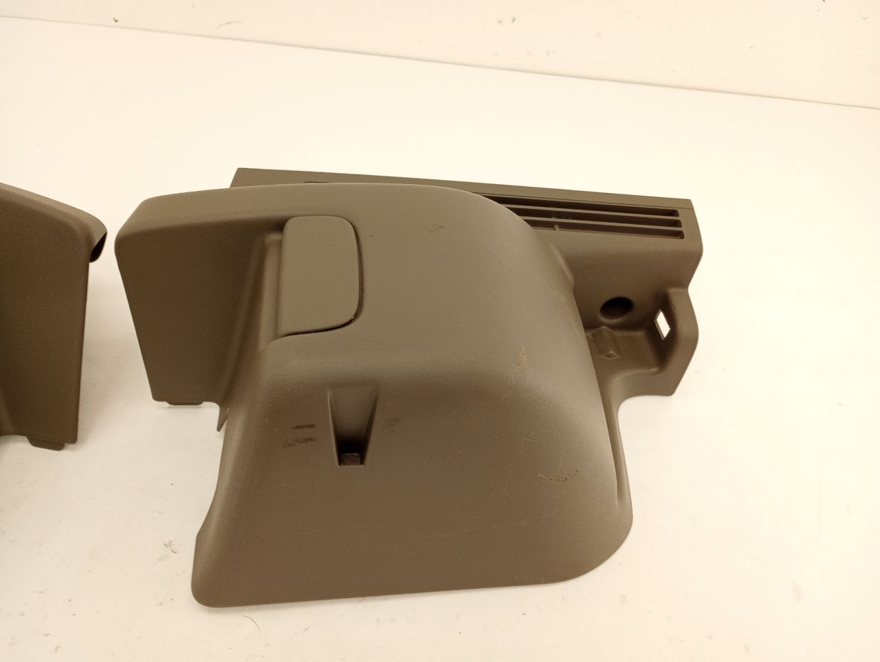 Volvo V50 Pair Of Trunk Side Trim