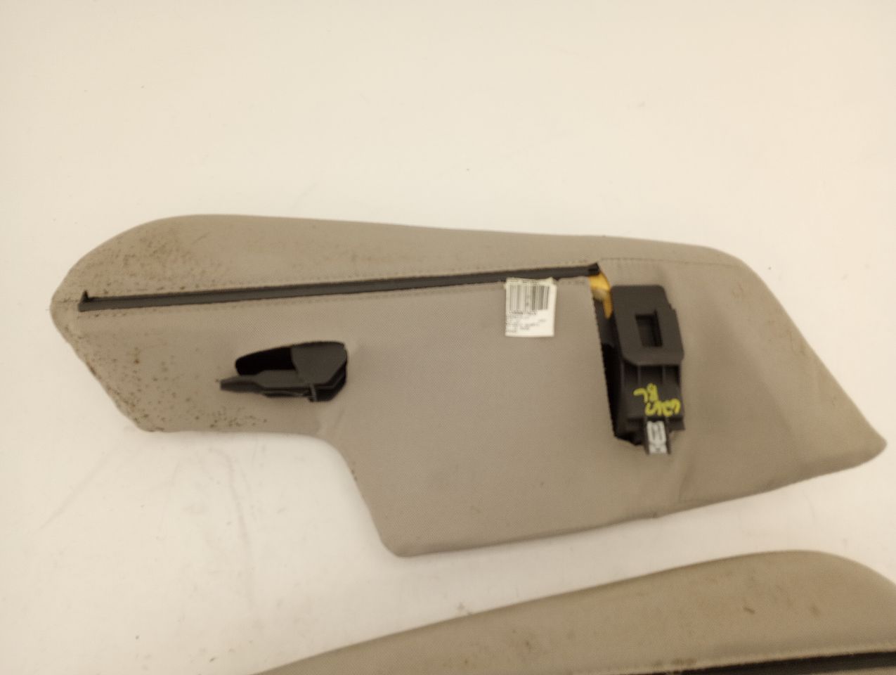 Volvo V50 Pair Of Rear Seat Side Pads