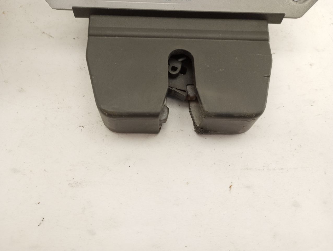 Volvo V50 Trunk Latch - 0