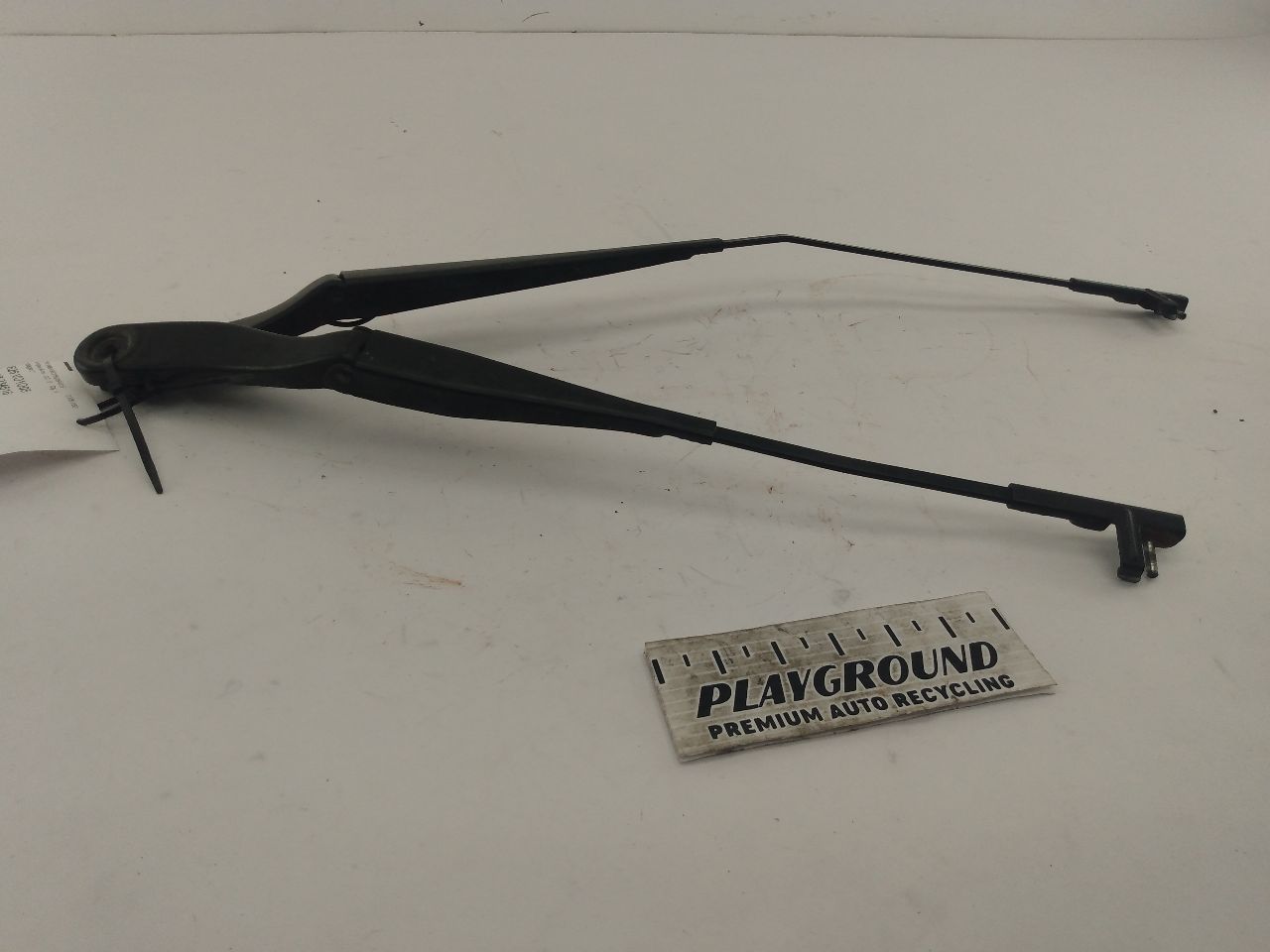 Volvo V50 Front Windshield Wiper Arms