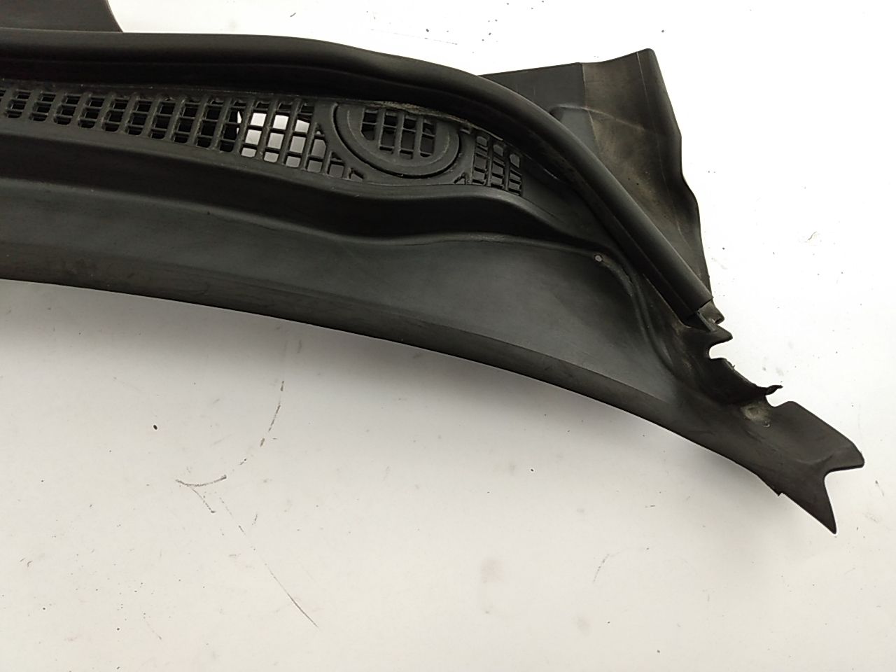 Volvo V50 Cowl Vent Panel