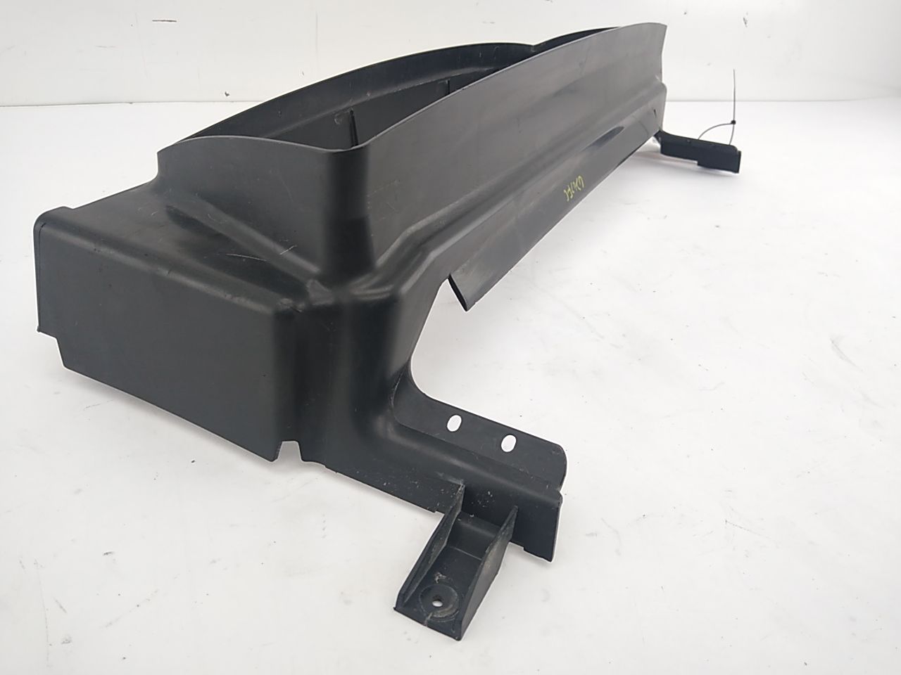 Volvo V50 Radiator Support Air Duct