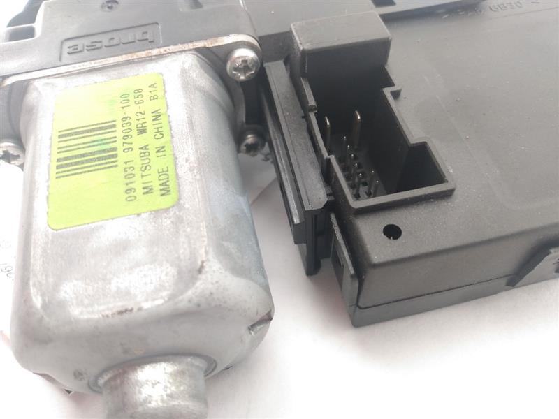 Volvo V50 Window Regulator