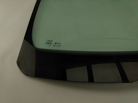 Volvo V50 Front Windshield